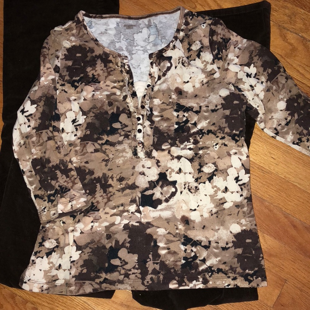 Brown and cream women’s top